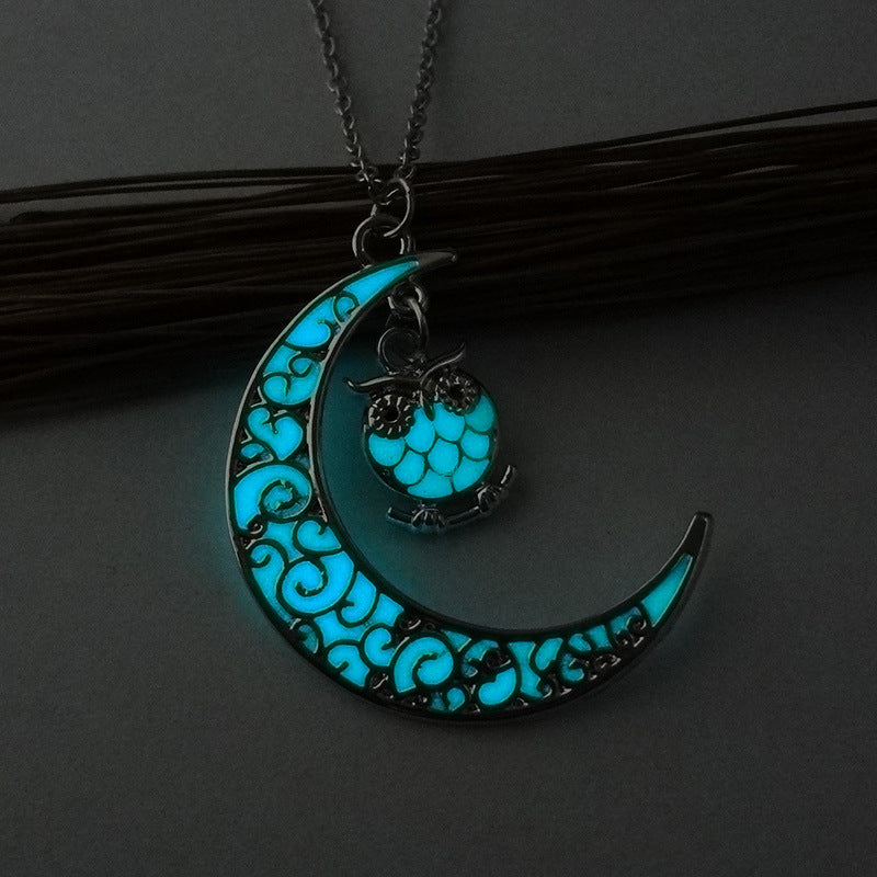 Glowing Pendant Necklace